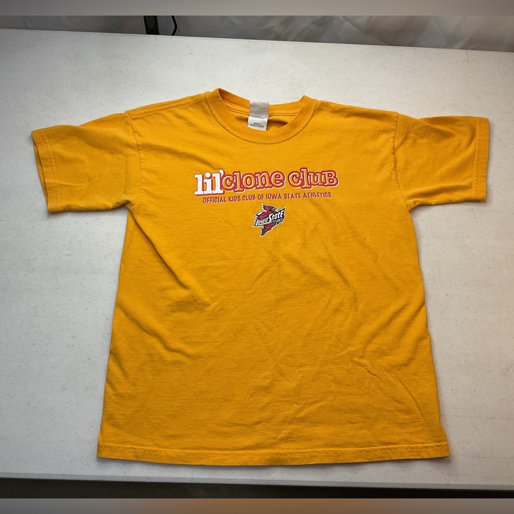 2005-06 Youth L Iowa State Cyclones Lil Clone Club tshirt